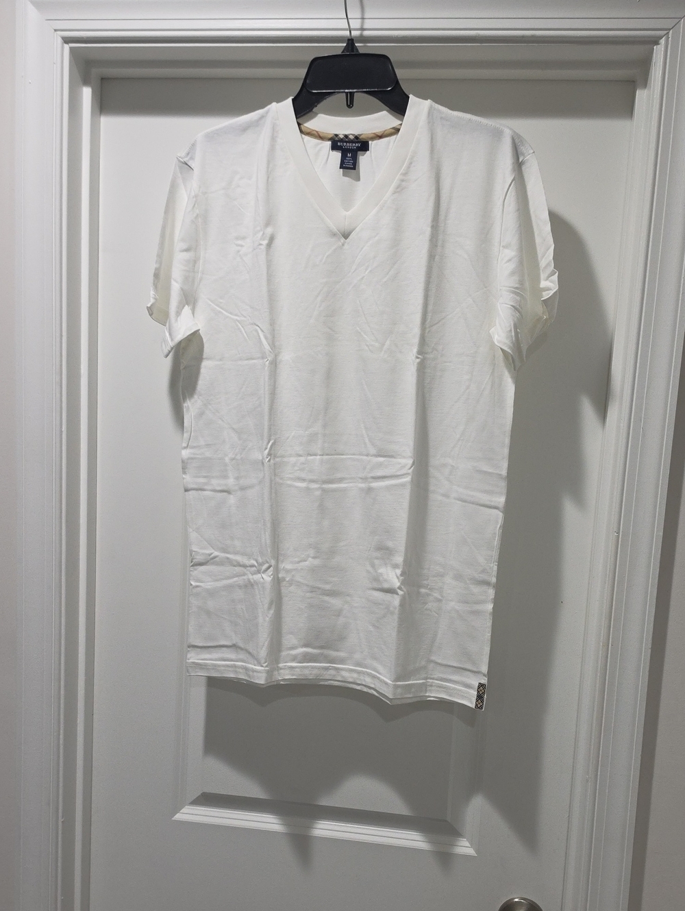 Burberry Men’s White V-Neck Short Sleeve Tee